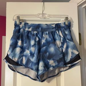 Lululemon Hotty Hot shorts